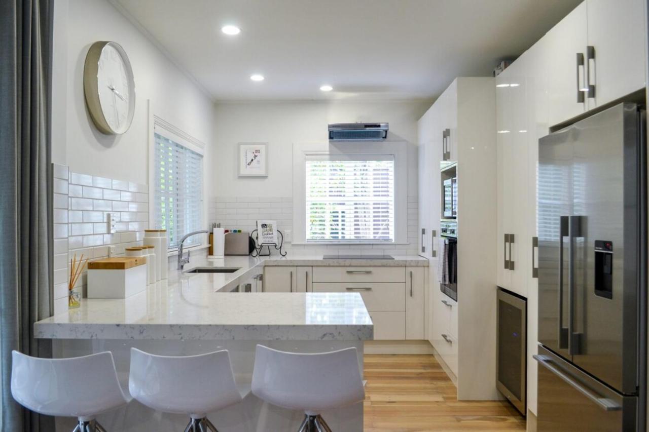 Heritage Renovated 2 Bedroom Ponsonby Holiday home *