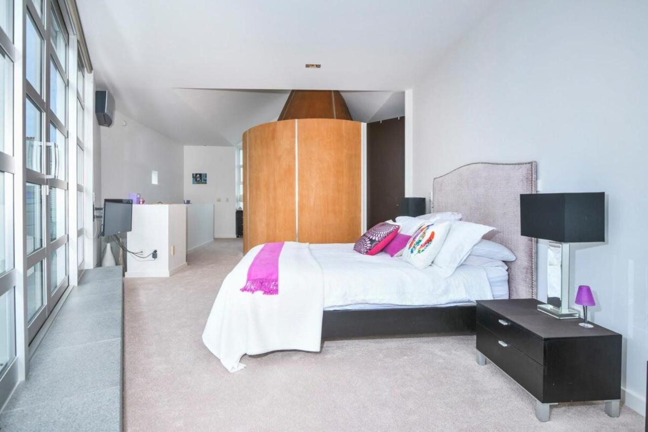 Holiday home Designer 3 Bedroom With Harbour Views *