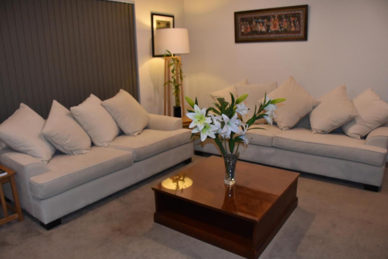 The Rise - Executive Ensuite Homestay Auckland