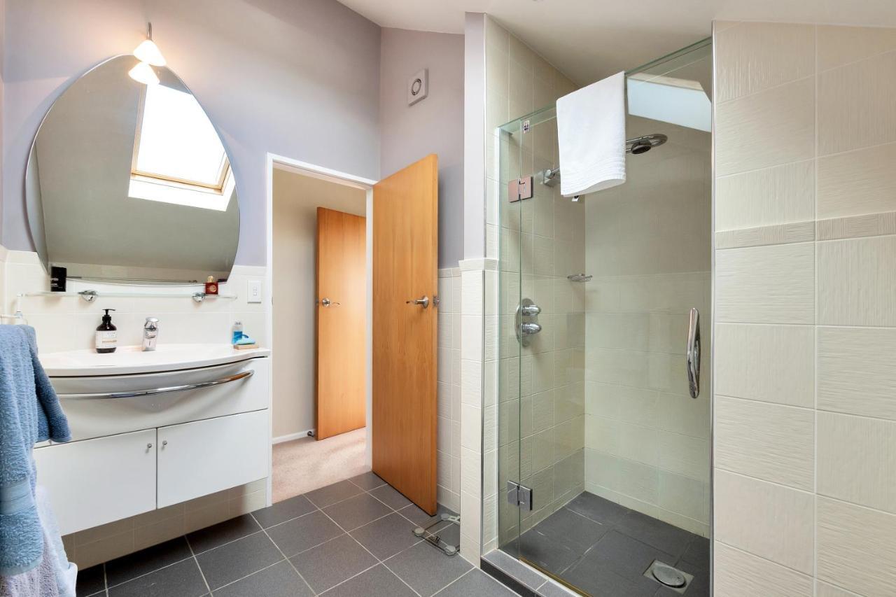 Dangela Boutique Lodge Auckland