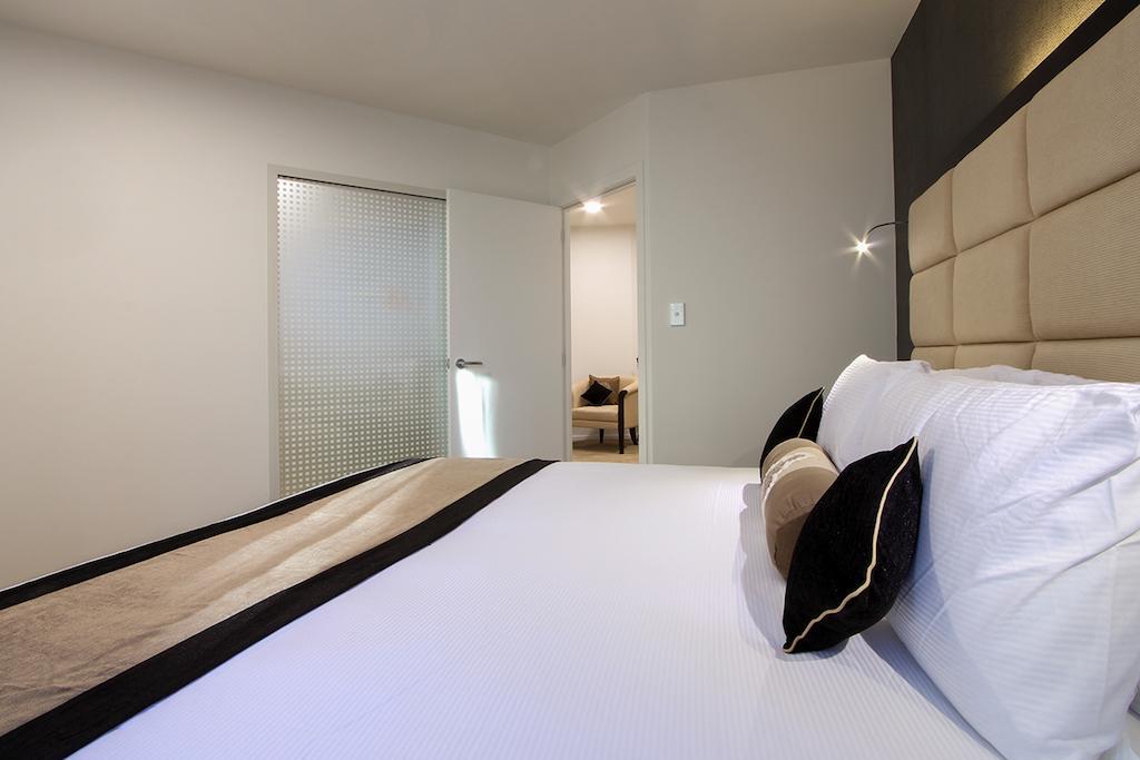 Vr Queen Street & Aparthotel