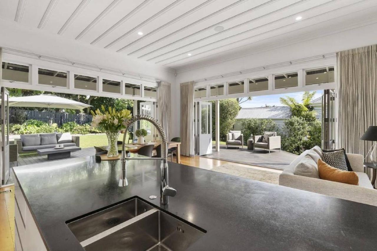 Villa Mount Eden Villa