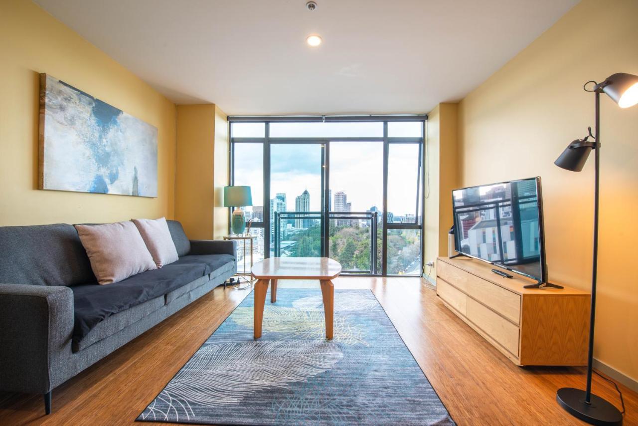 【jht】2 Brm, Carpark, Cbd, Next To Uni, Netflix *
