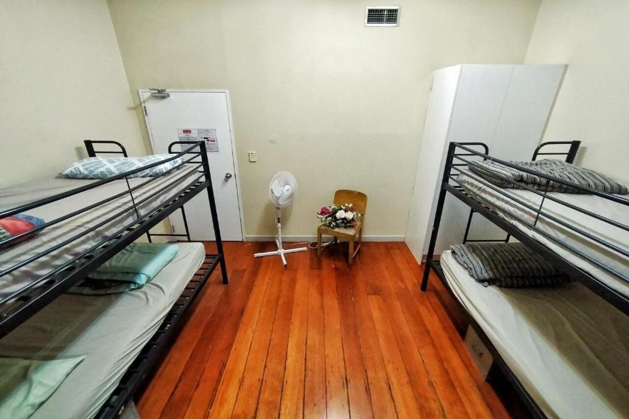 Hostel Surf 'n' Snow Backpackers *