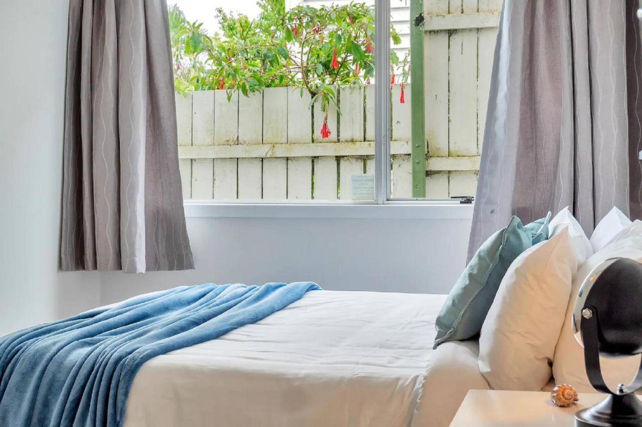 Kingsland Contemporary 2 Bedroom Apartment