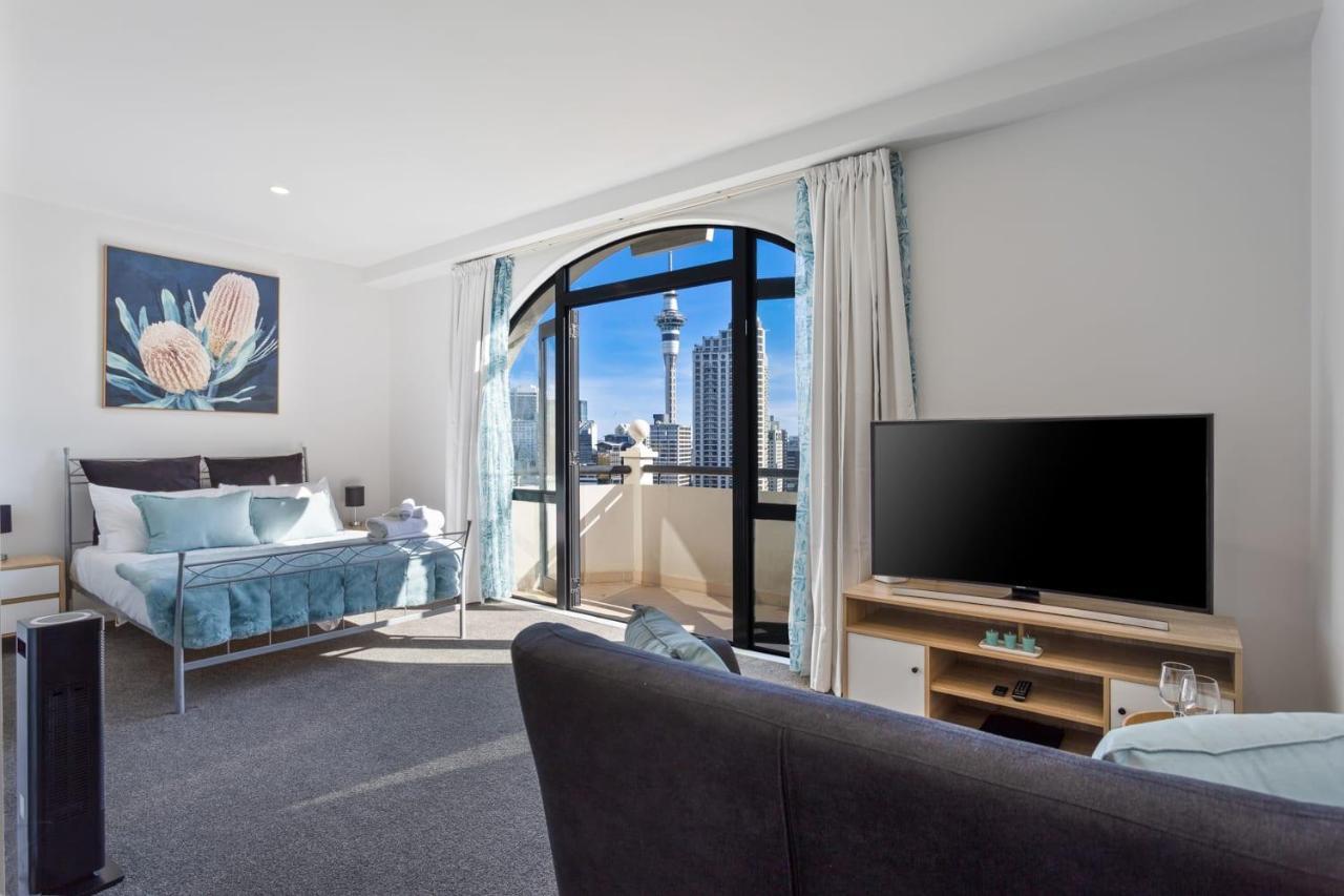 Stunning Sky Tower View Pool And Gym! Apartamento *