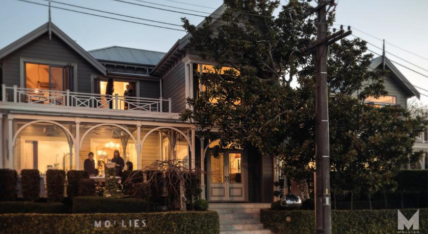 Mollies Boutique Hotel 5*