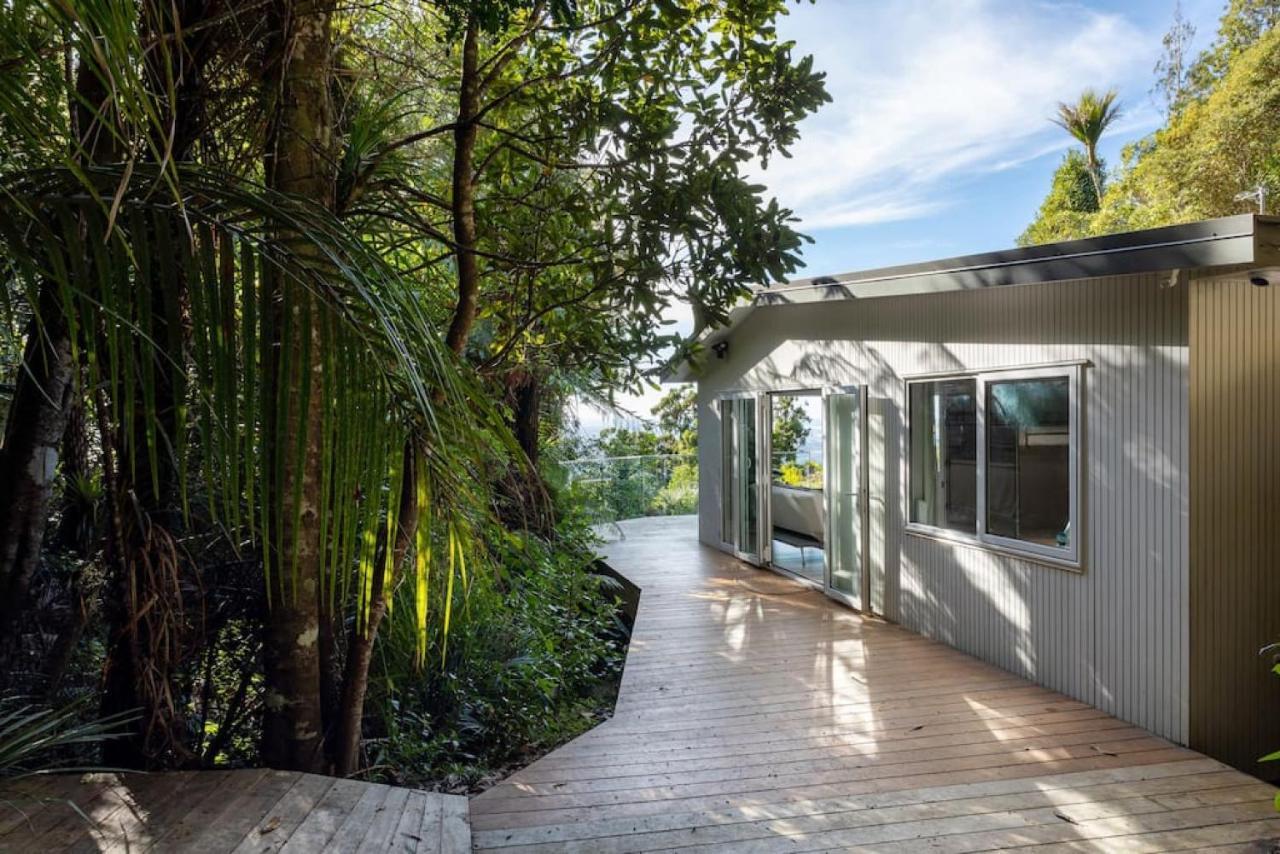 Holiday home Tree-top Luxury In The Waitakere Ranges *