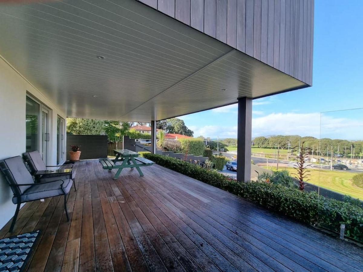 Apartment Fabulous Castor Bay 1 Bedroom With Views And Skytv