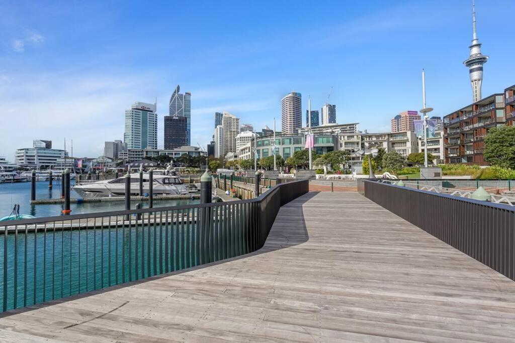 Beautiful In The Viaduct With Free Carpark! Apartment