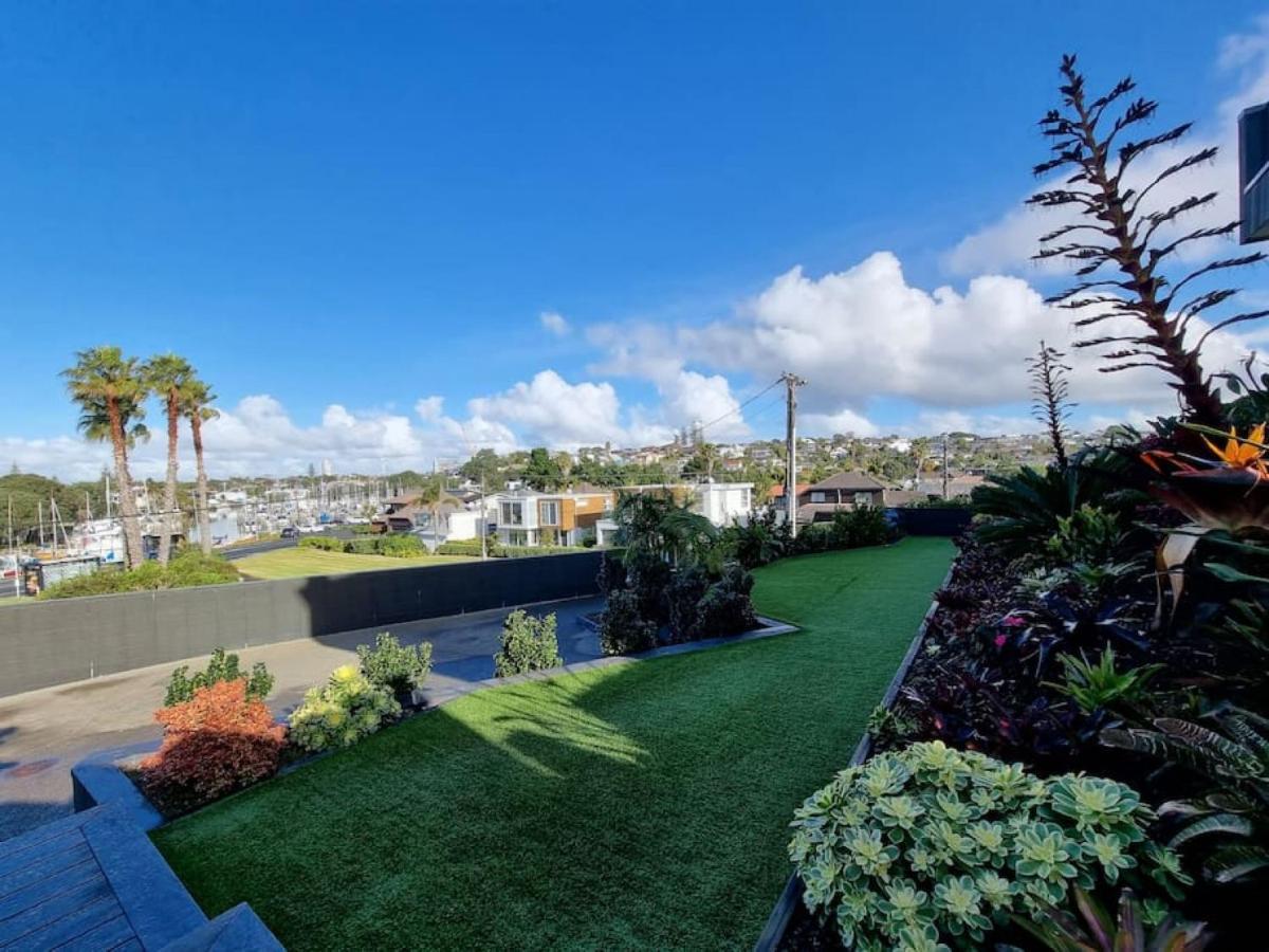Fabulous Castor Bay 1 Bedroom With Views And Skytv Apartment *