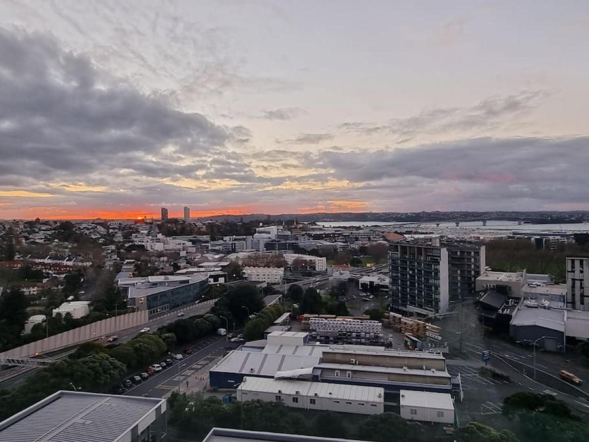 Union W Stunning Views - Free Parking Auckland