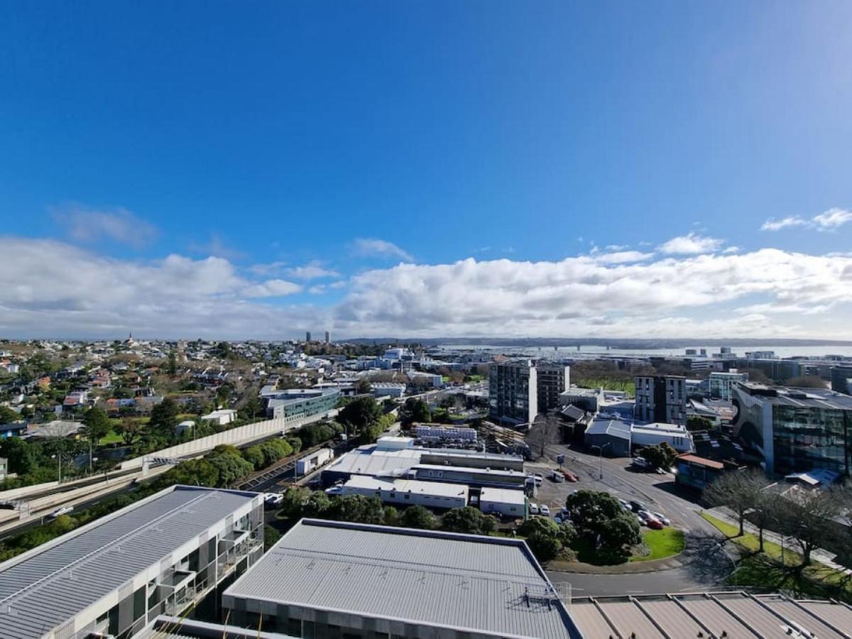 Union W Stunning Views - Free Parking
