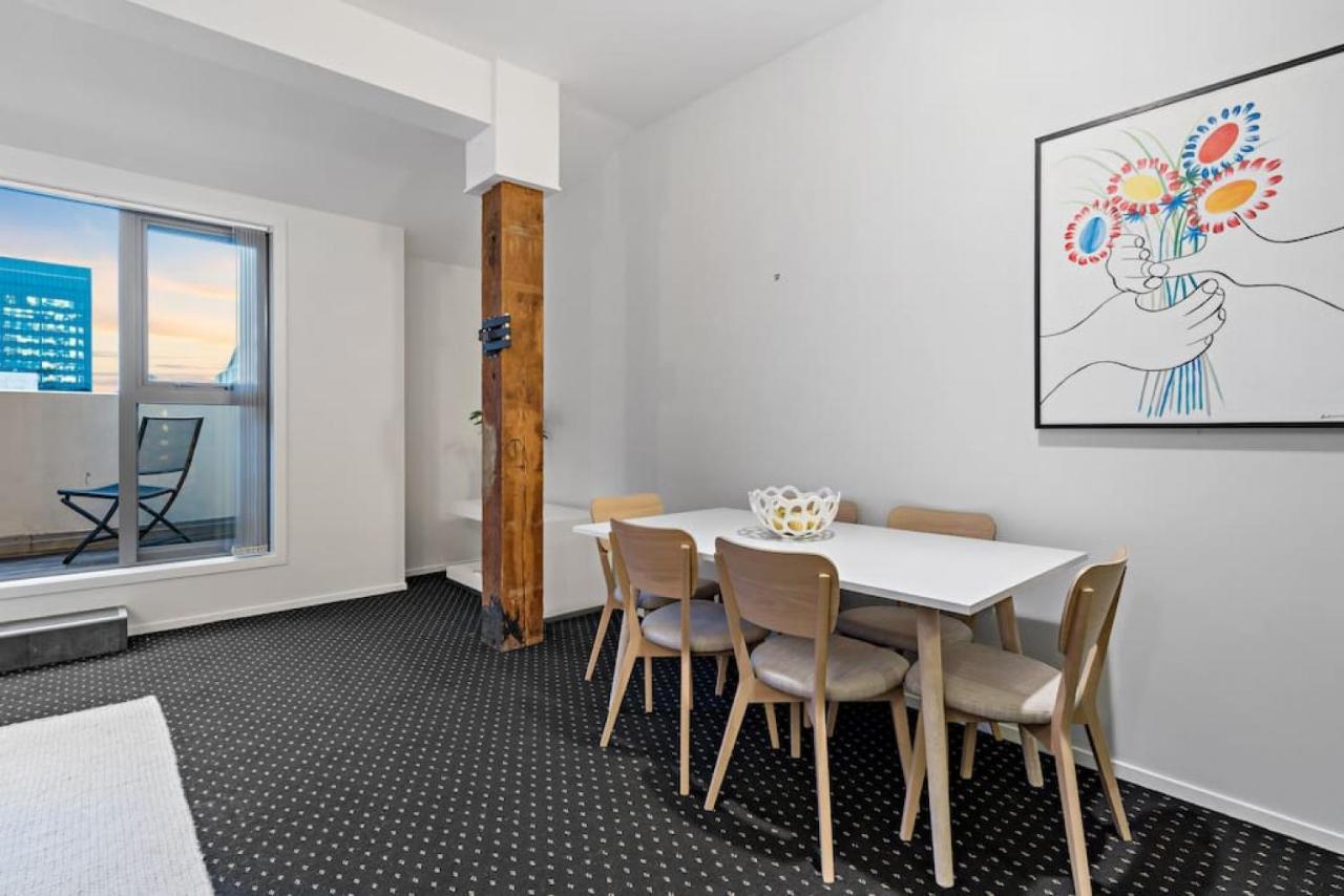 Apartment Chic And Spacious Cbd Loft - 2 Beds City Views Auckland