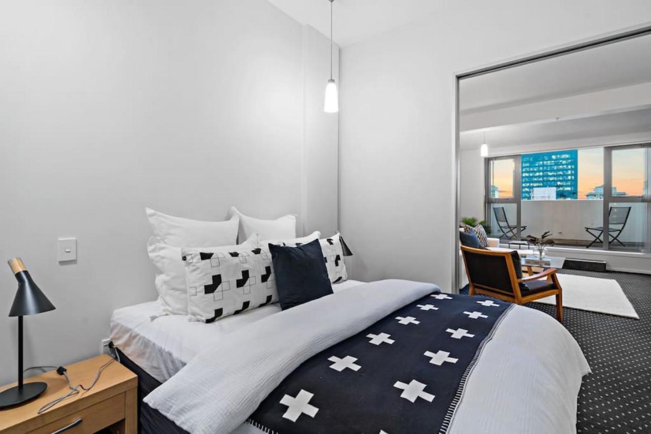 Chic And Spacious Cbd Loft - 2 Beds City Views Apartment Auckland