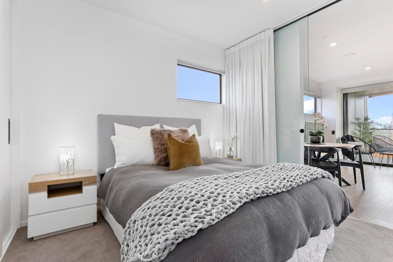 Luxury Comfort With Lush Park Views & Free Carpark Auckland