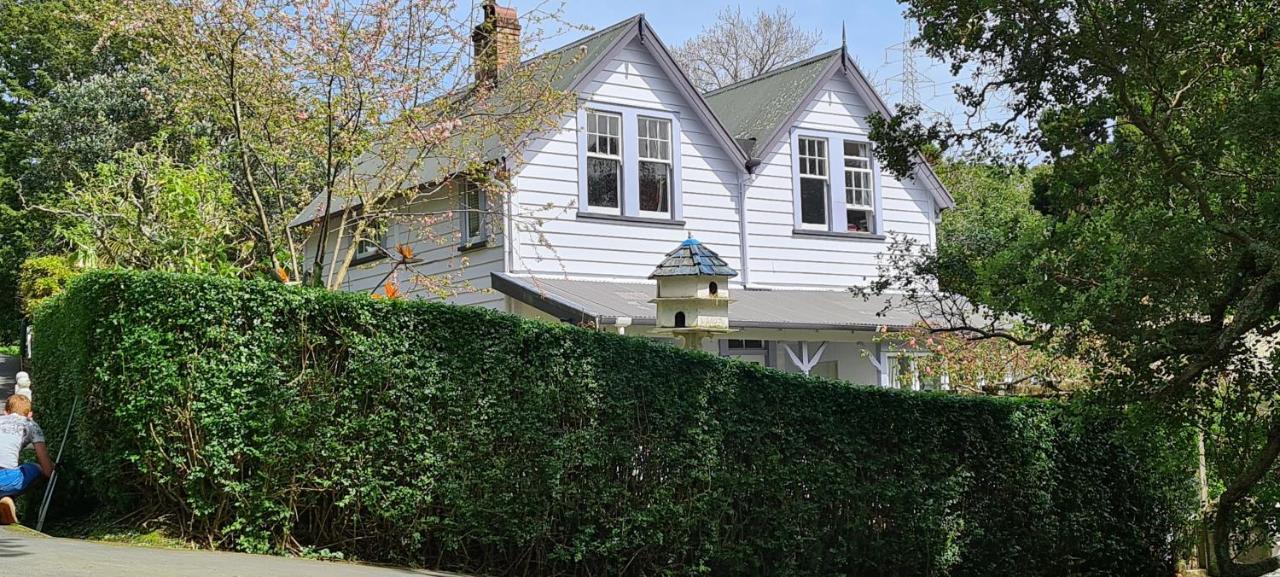 Dovecote House * Auckland