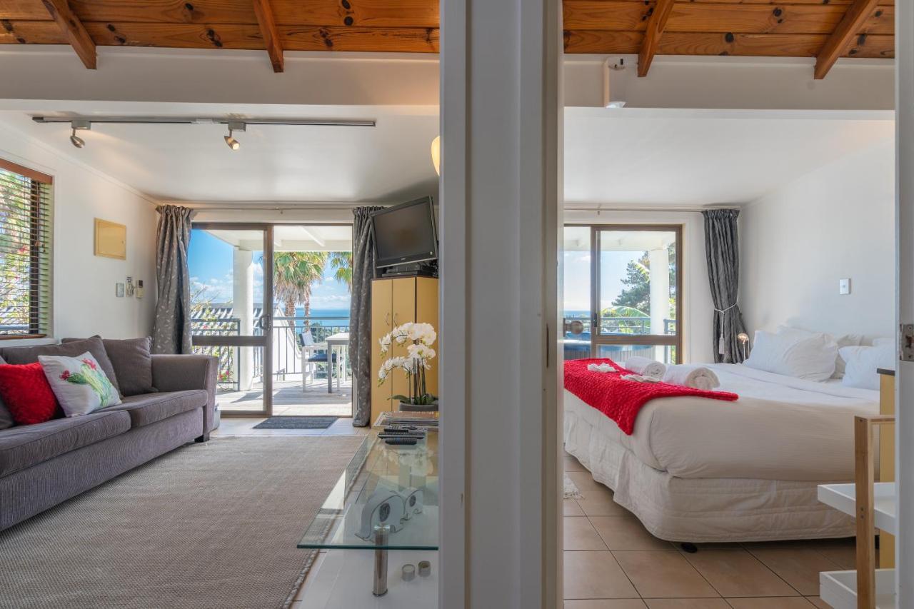 Palm Beach With Fantastic Views And Private Pool, Wifi, Sky Tv, Dble Sky And Possibly A Car!