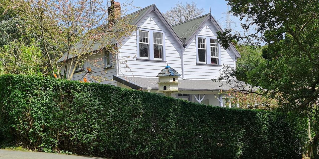 Dovecote House Bed & Breakfast Auckland