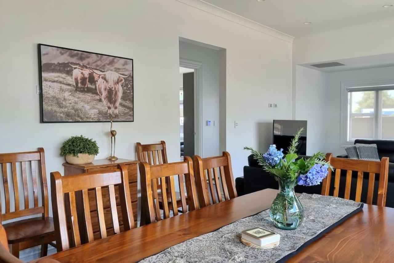 5-bedroom With Free Parking Auckland