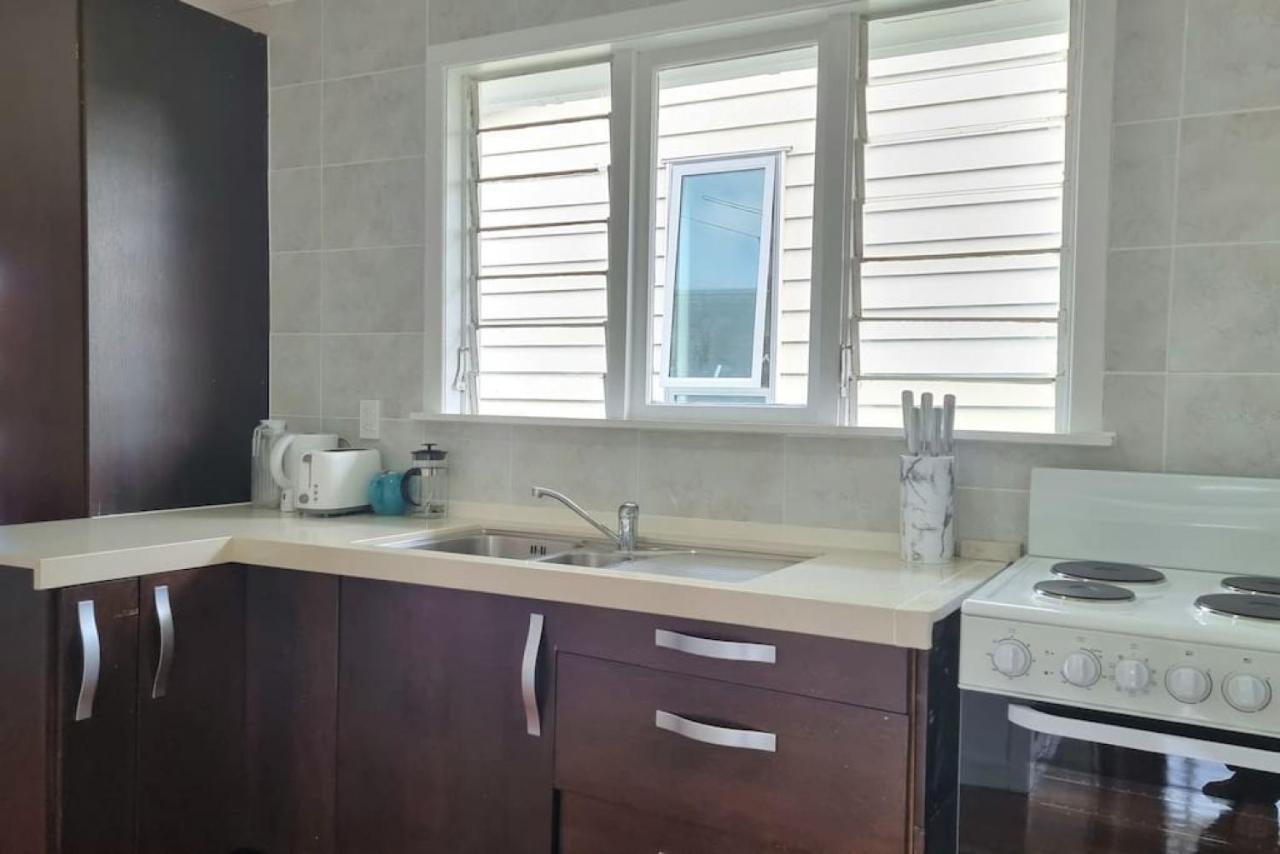 Apartment Family Gem In Hillsborough With Free Parking *