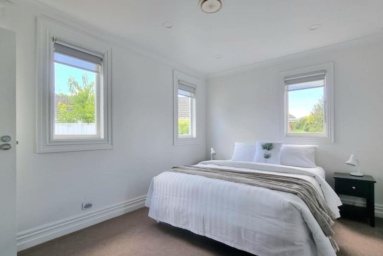 5-bedroom With Free Parking * Auckland