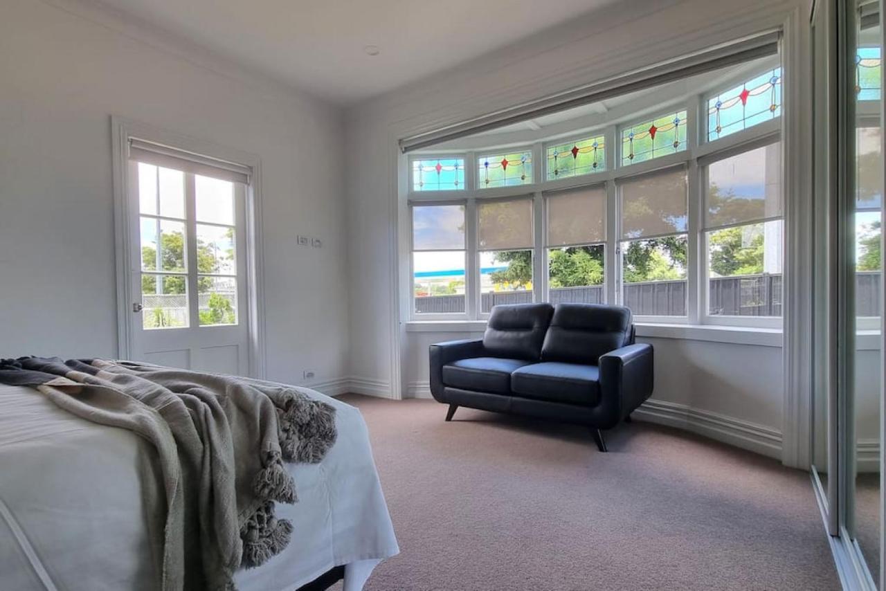 Holiday home 5-bedroom With Free Parking *