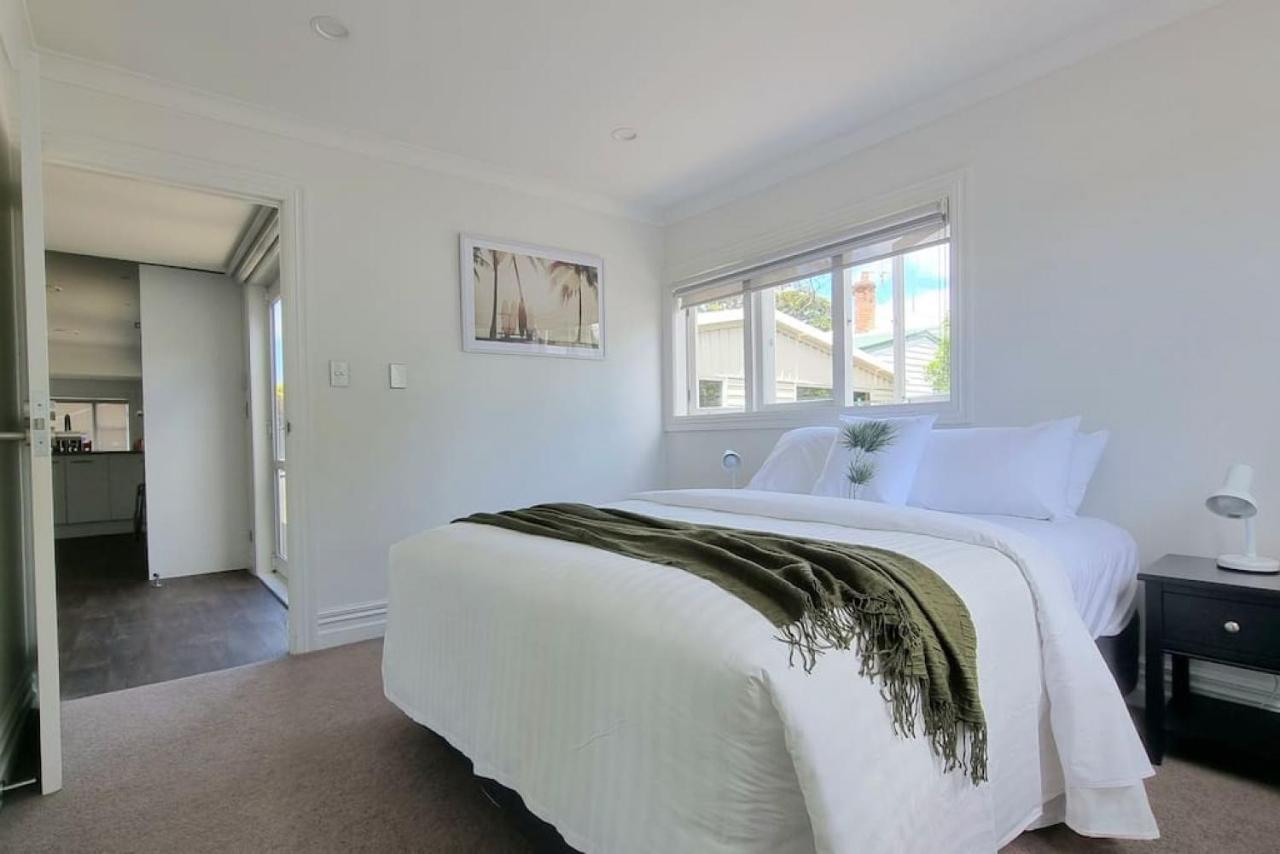 Holiday home 5-bedroom With Free Parking *