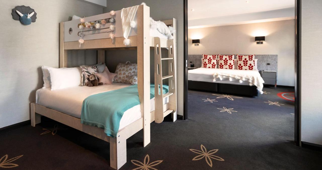Skycity Hotel 4*