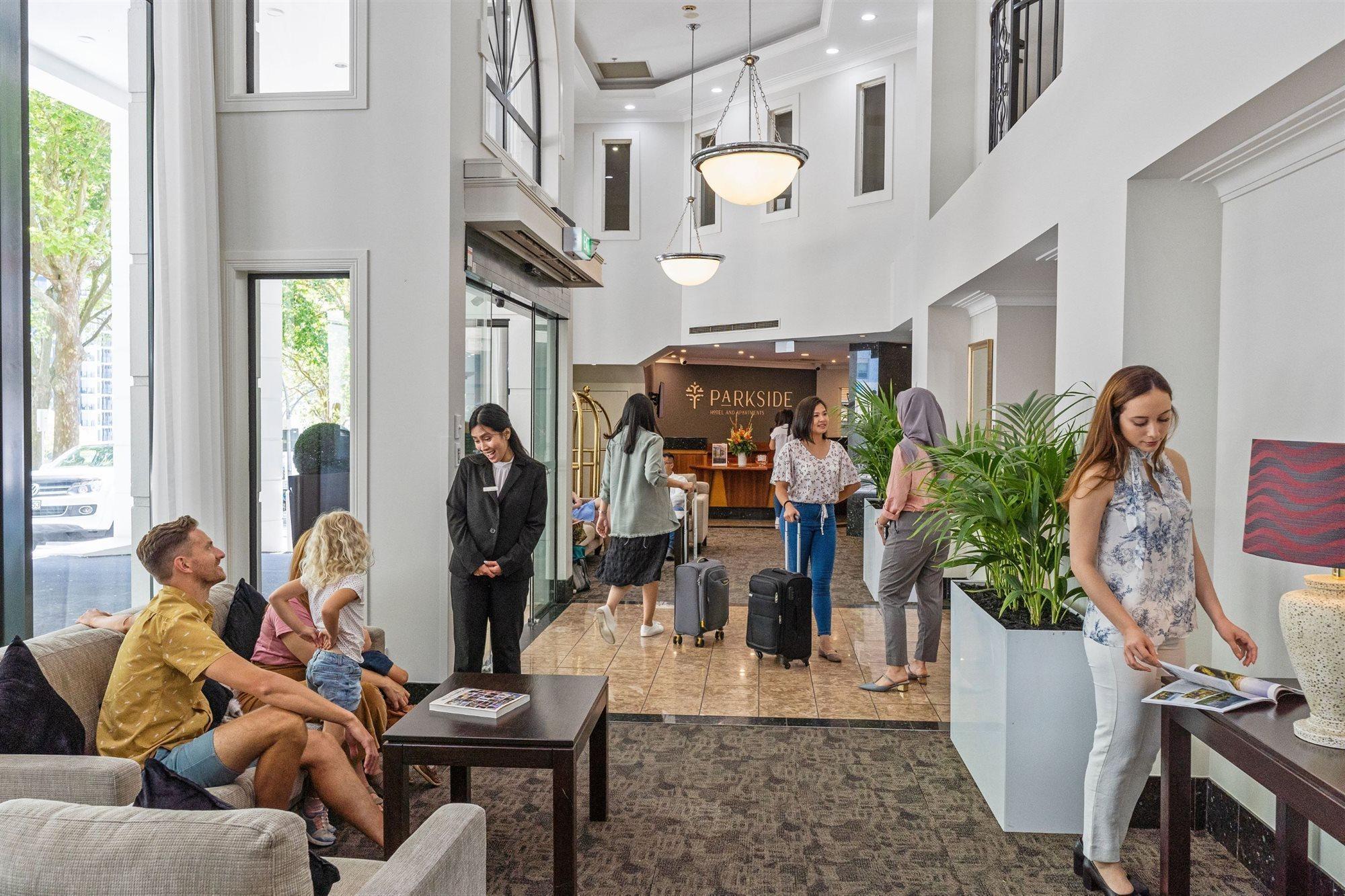 Hotel Parkside & 4*
