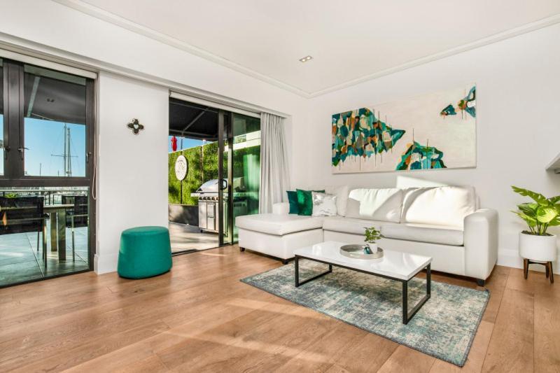 Apartamento Viaduct's Big Balcony Breathtaking Views! *