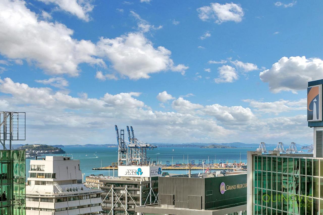 Qv Heart Of Stunning View With Parking - 1015