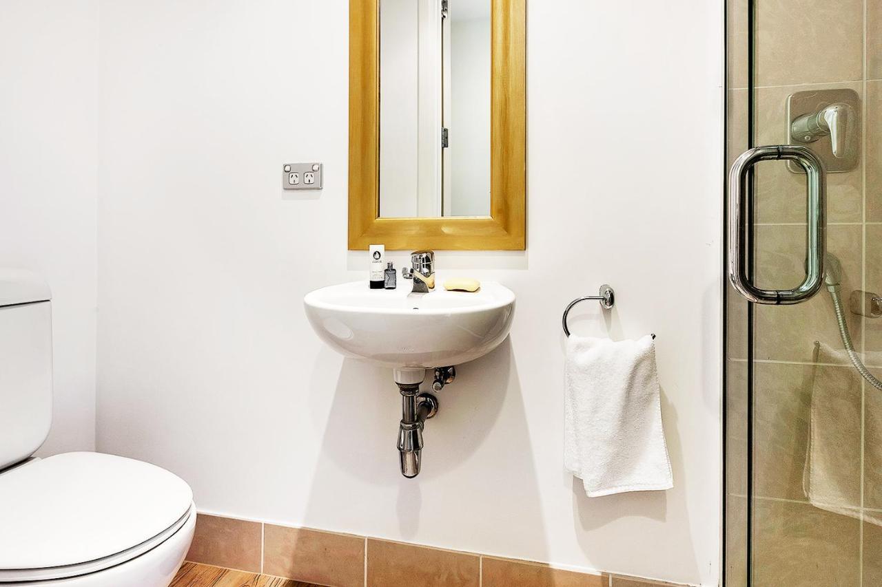 Qv Water View 2 Bedrooms Free Parking & Wifi - 749 * Auckland