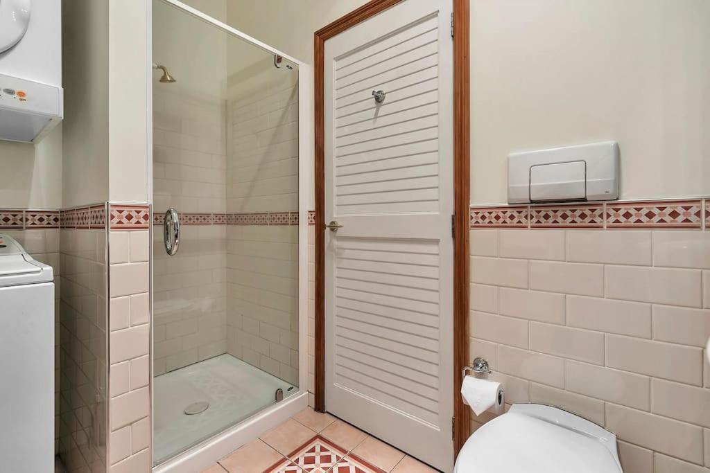 Apartment Spacious One Bedroom On Princes Wharf