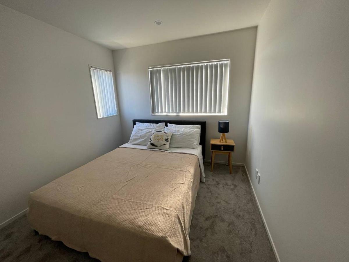 Casa de férias 4 Bedroom Fully Furnished In Papakura, Auckland