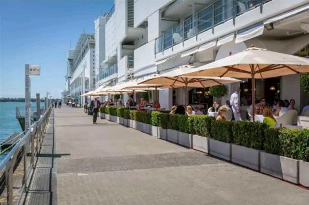 Apartment Life On Water- Princes Wharf With Fabulous Views
