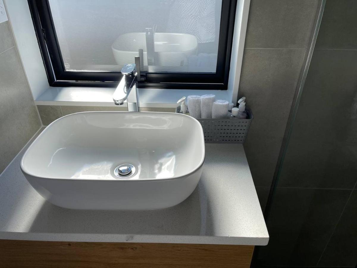 Casa de férias 4 Bedroom Fully Furnished In Papakura,