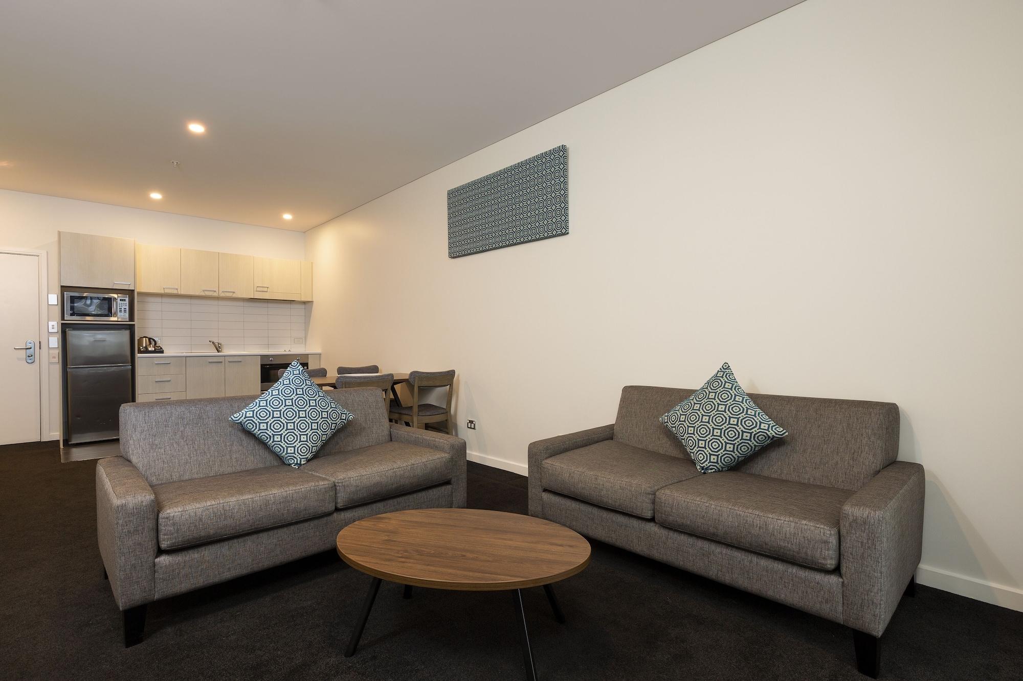 Nesuto Stadium Hotel