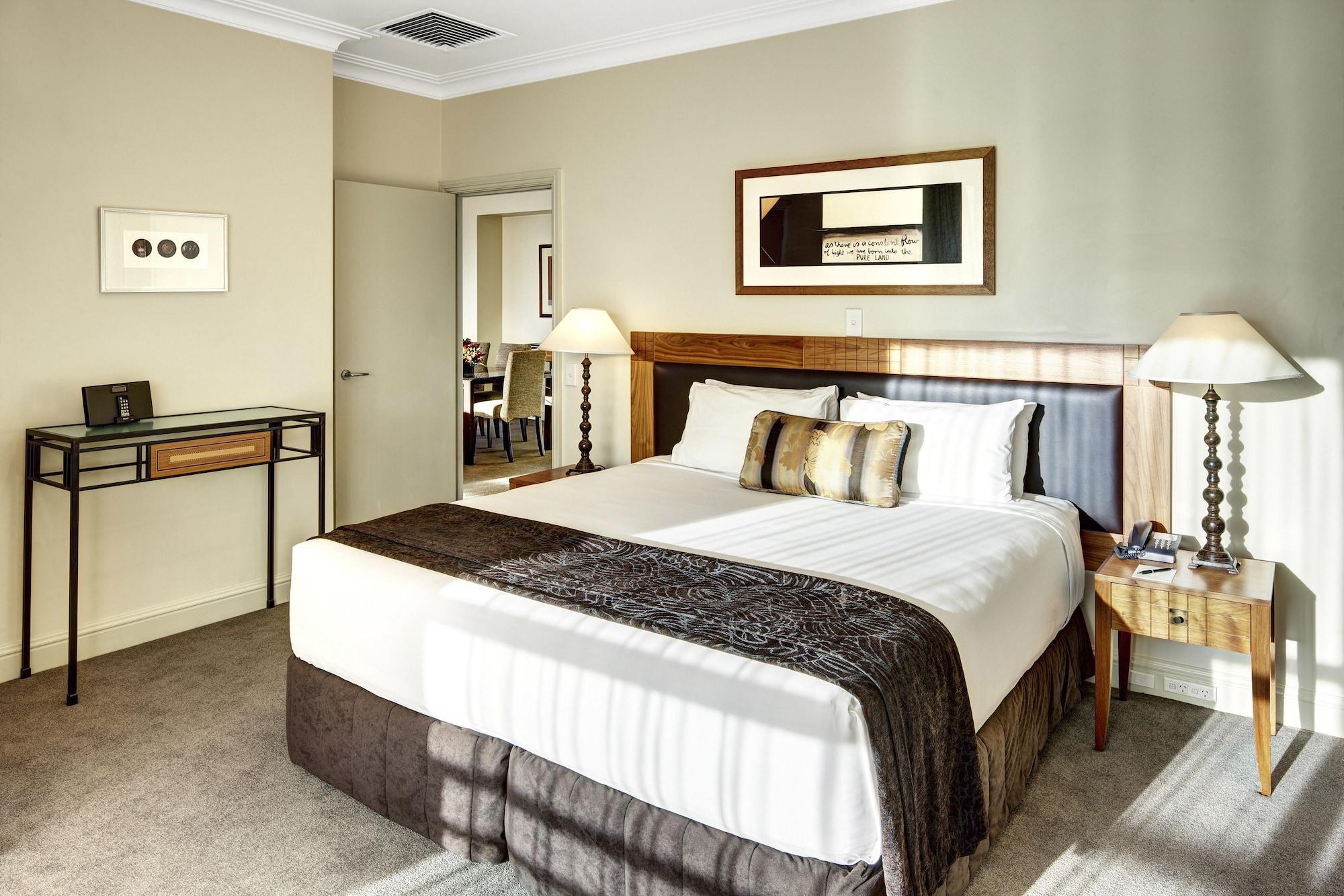 Rendezvous Heritage Hotel 4*
