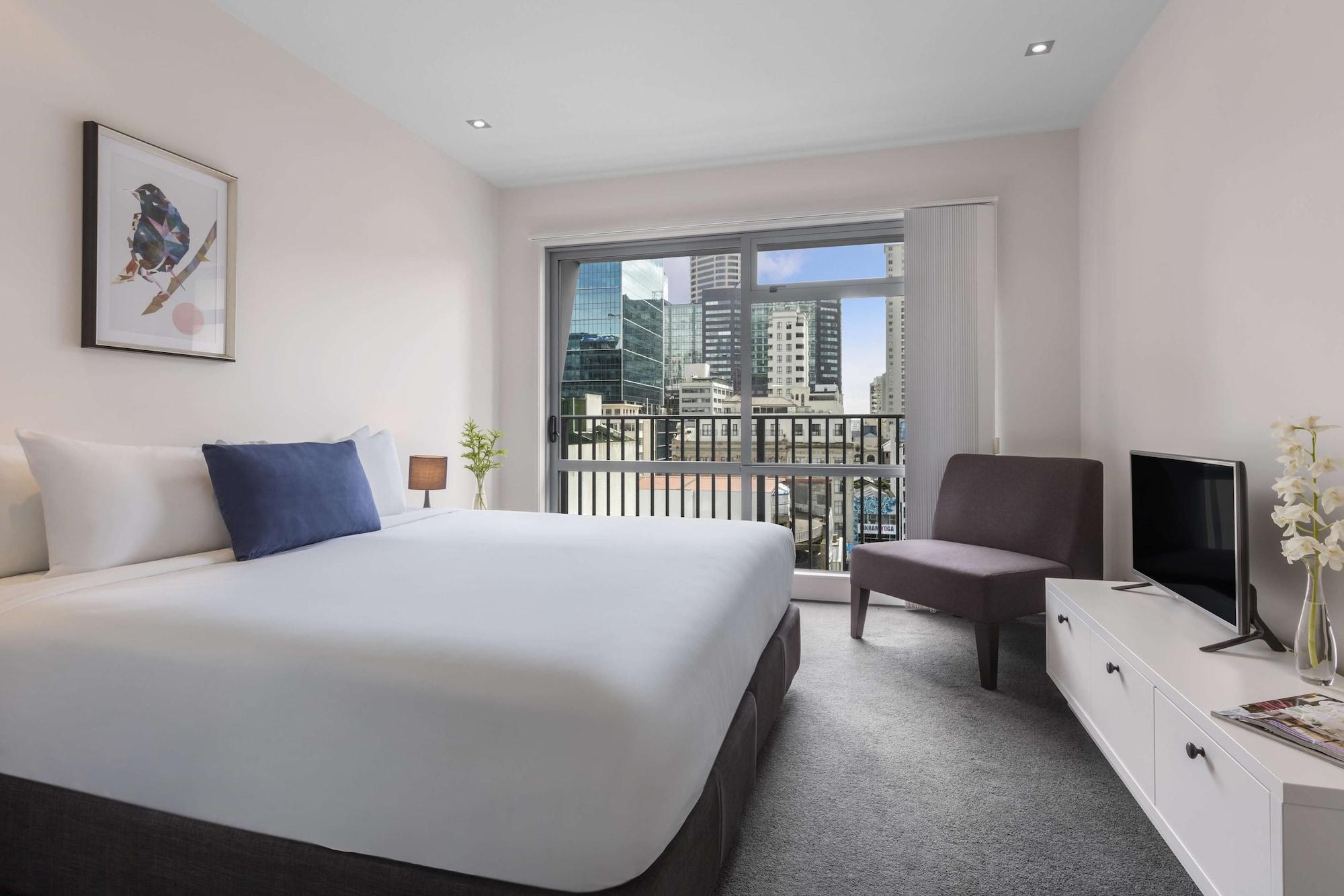 Harbour Aparthotel 4*