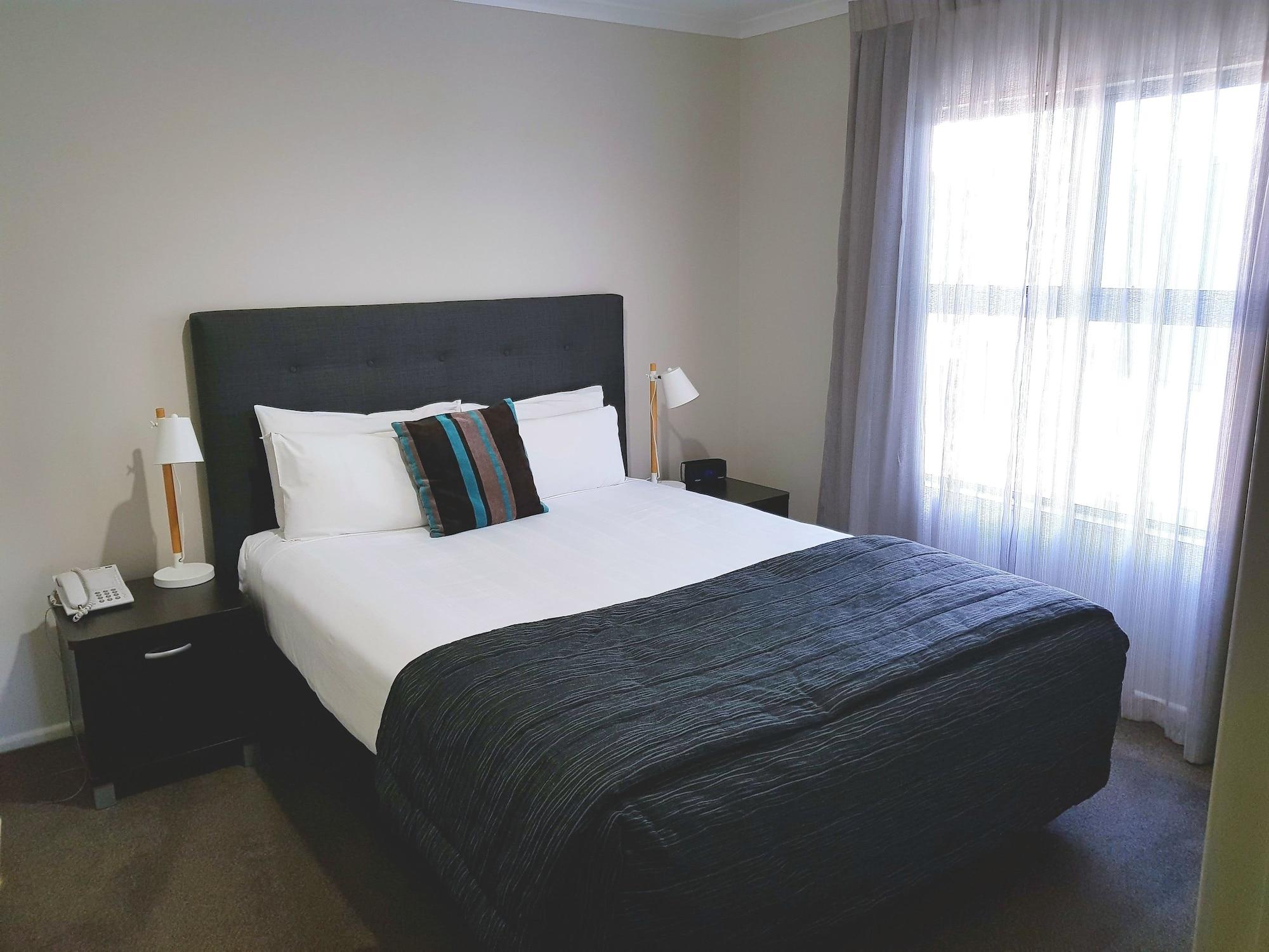 Quest Serviced 4*