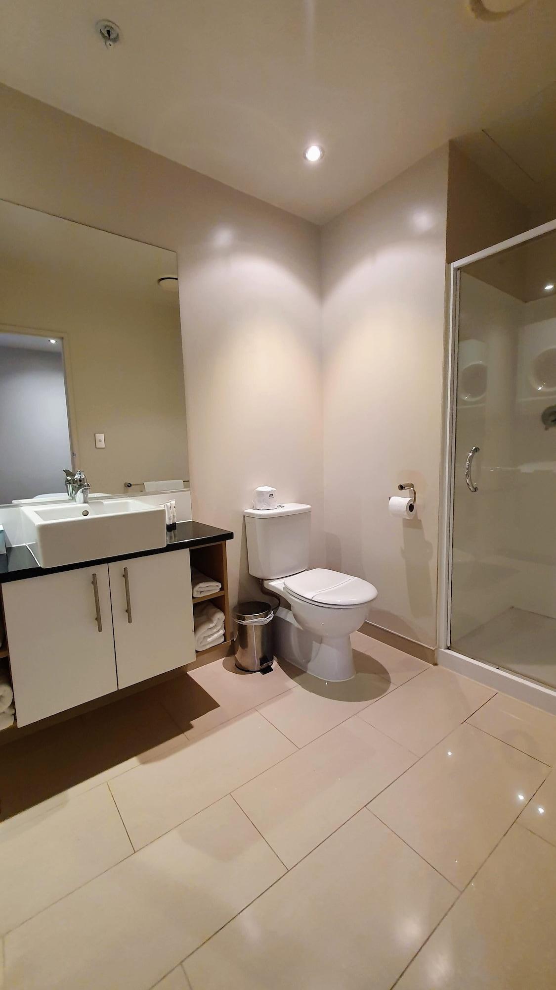 Quest On Hobson Serviced 4*
