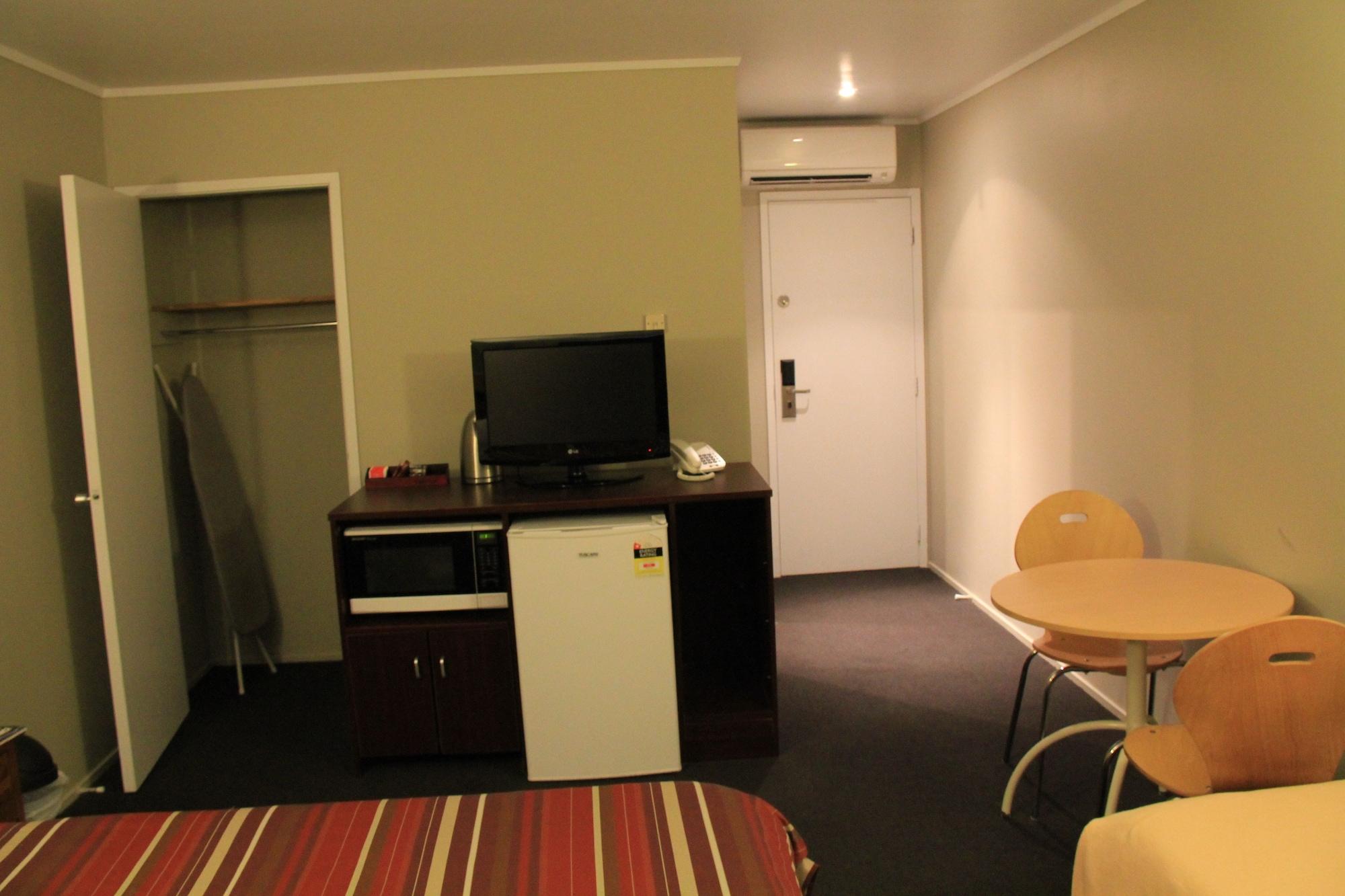 Sai - Greenlane Motel 3*