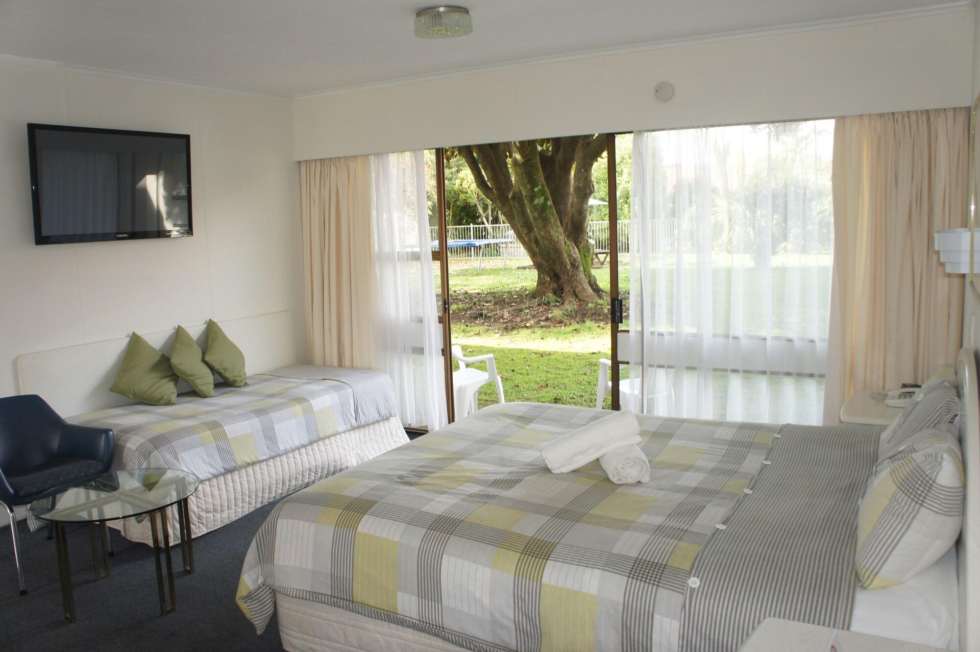 Motel Airport Gold Star 3*