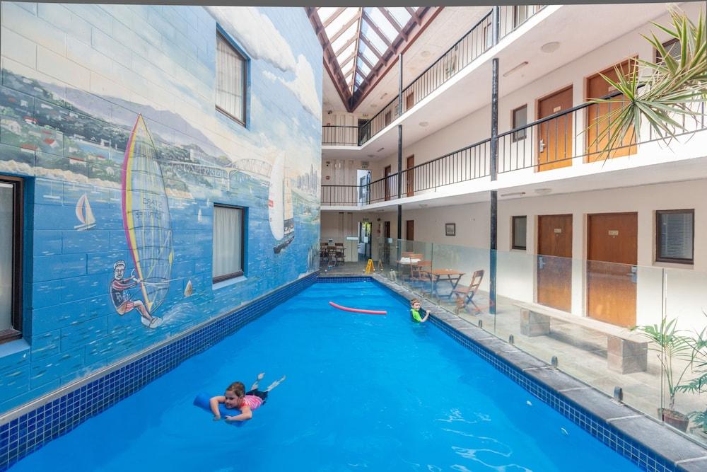 The Surrey Hotel 4*