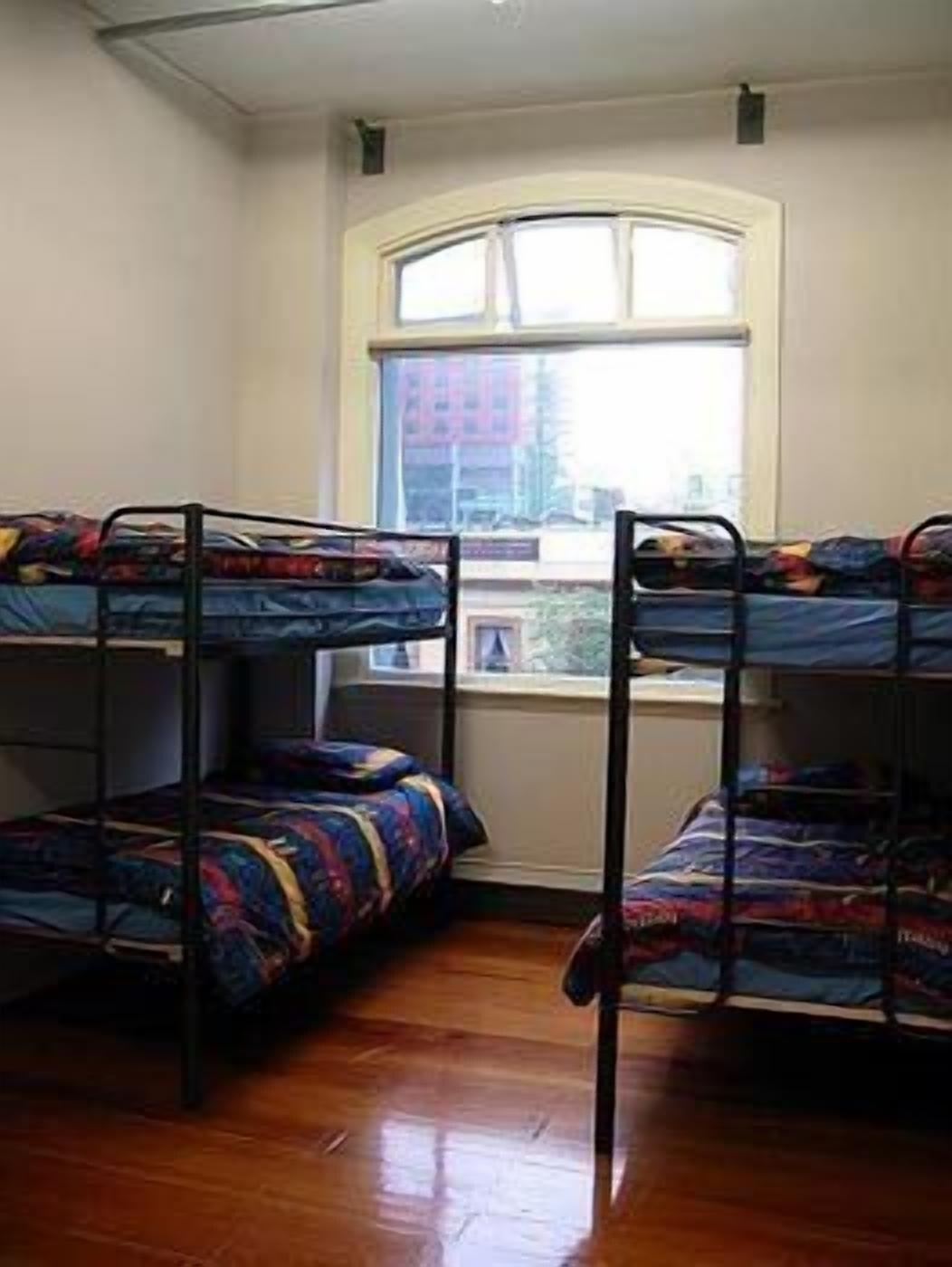 Hostel Surf 'n' Snow Backpackers
