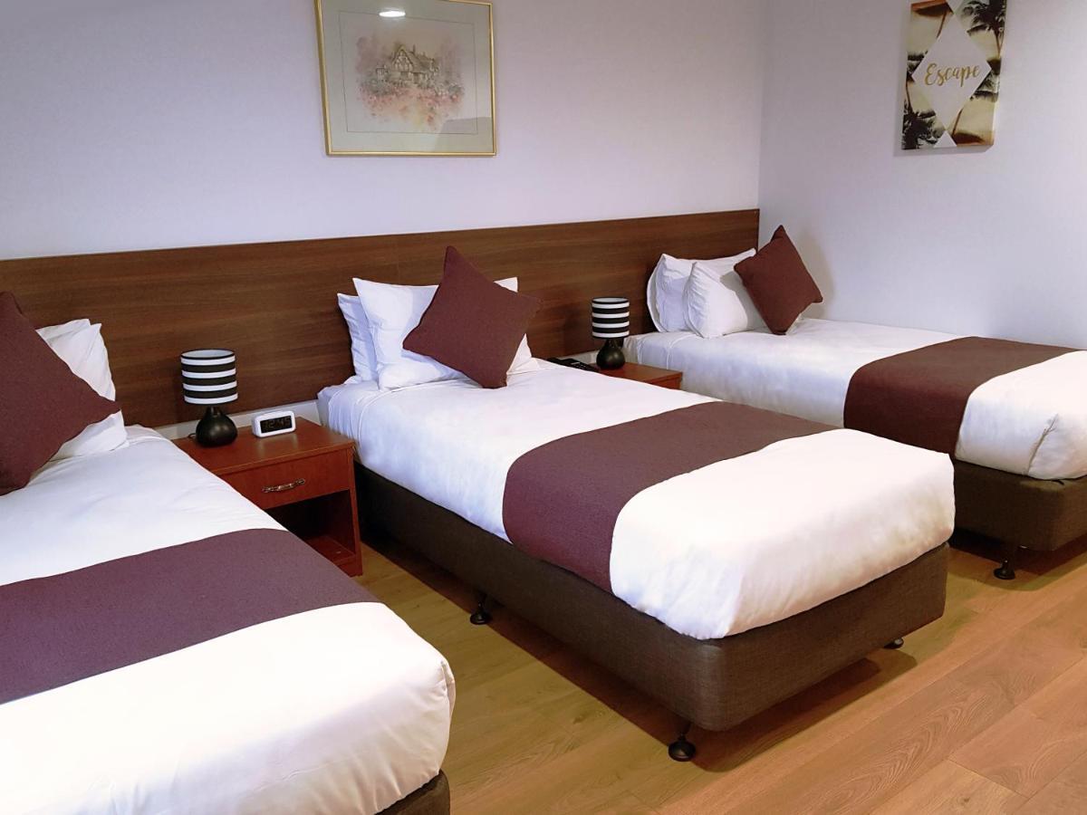 Hotel Airport Easy 4*