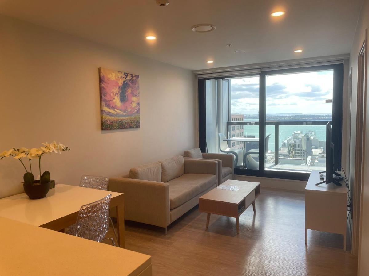 Apartment Modern 2 Bedroom 1 Minute To Skytower