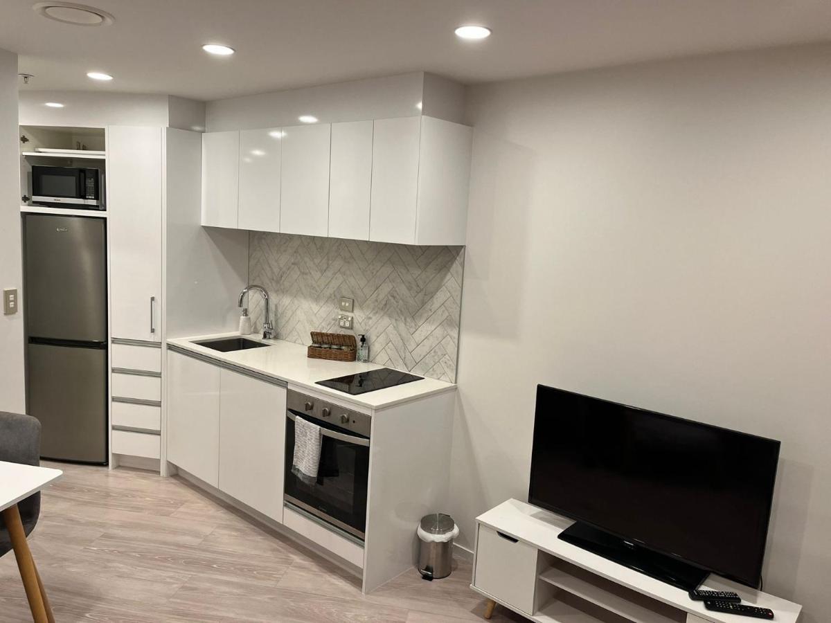 Free Wifi!! Spacious 1-bedroom Apt, Cbd