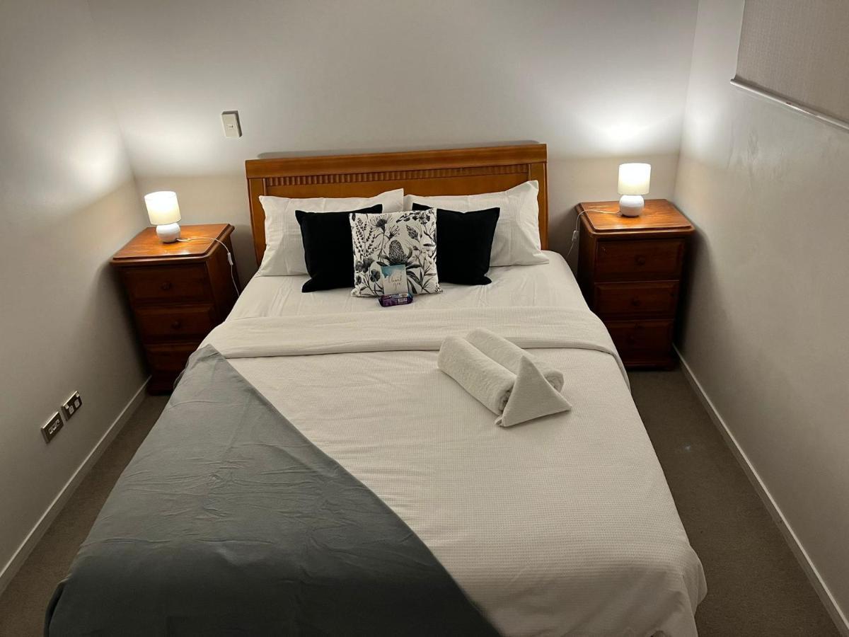 Apartment Free Wifi!! Spacious 1-bedroom Apt, Cbd Auckland